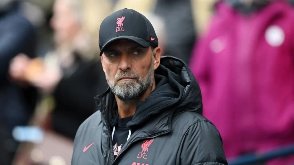 Liverpool With A Bid For This Young Defensive Midfielder Which Will Surprise The Fans