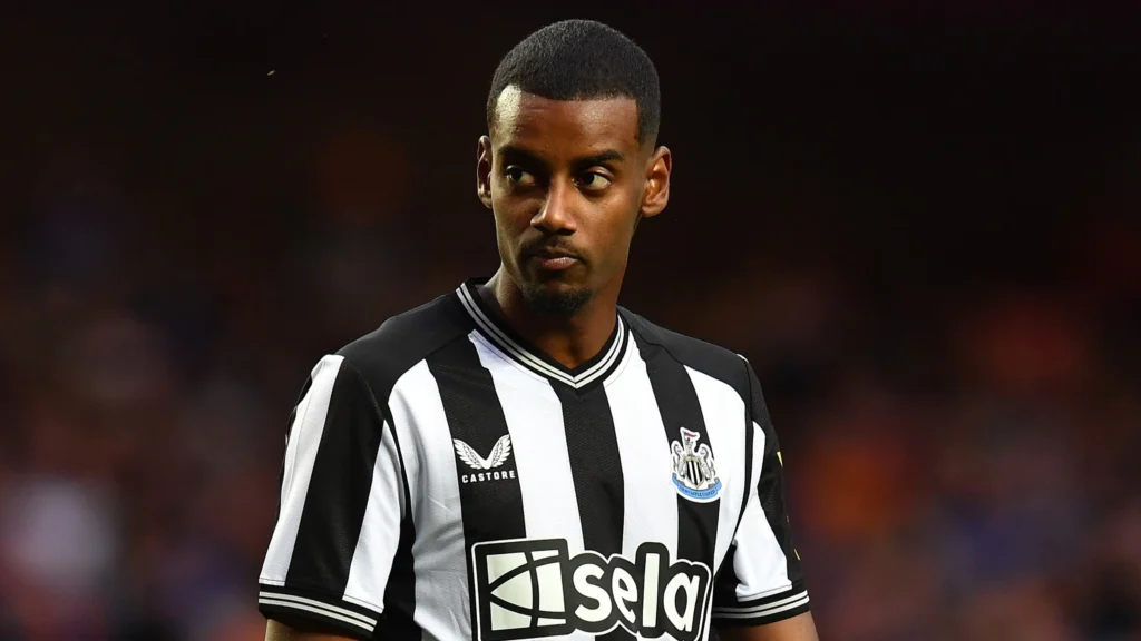 Arsenal and Tottenham Hotspur have received some positive news in their pursuit of Newcastle United's Alexander Isak.