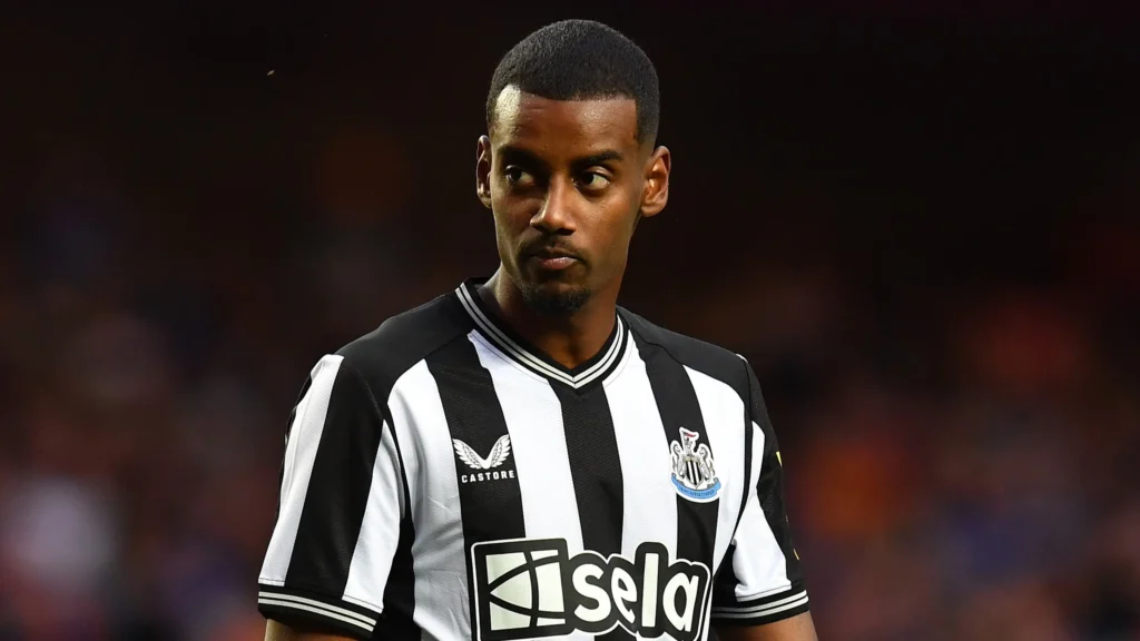 Arsenal and Liverpool target responds to £150m price tag