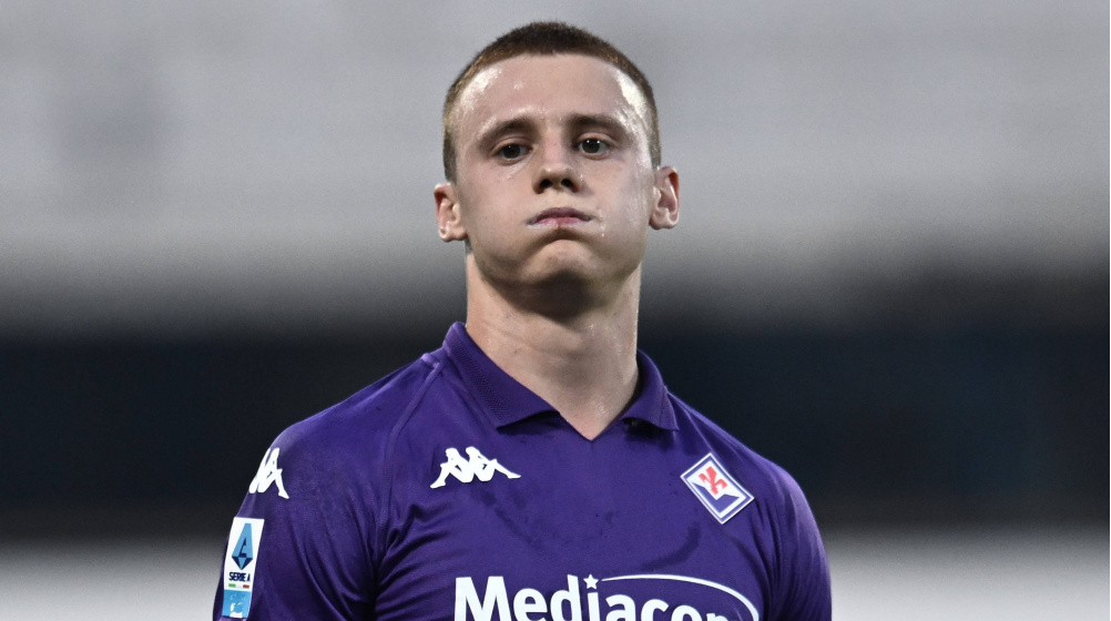 Arsenal, Manchester United, Chelsea, and Tottenham are all interested in signing rising defensive talent Pietro Comuzzo.