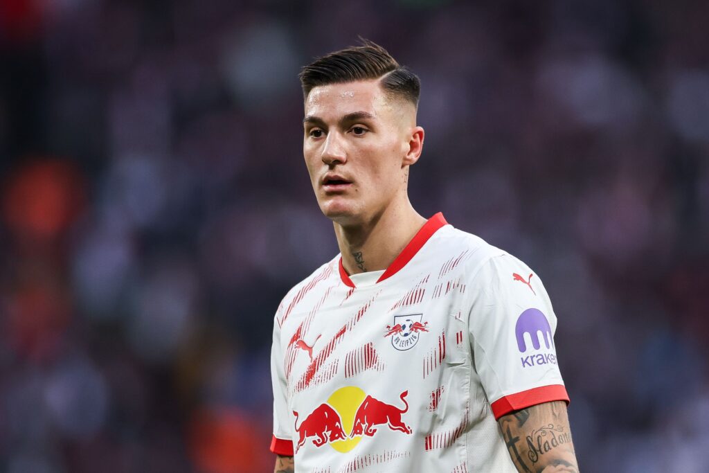 Benjamin Sesko is keen on a summer move to Arsenal, with the Gunners leading the race to sign the talented RB Leipzig striker.