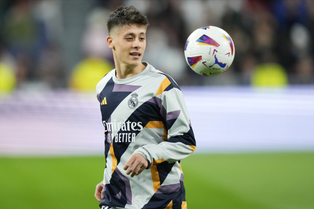 Chelsea are ready to offer €40m+ package for Arsenal target Arda Guler